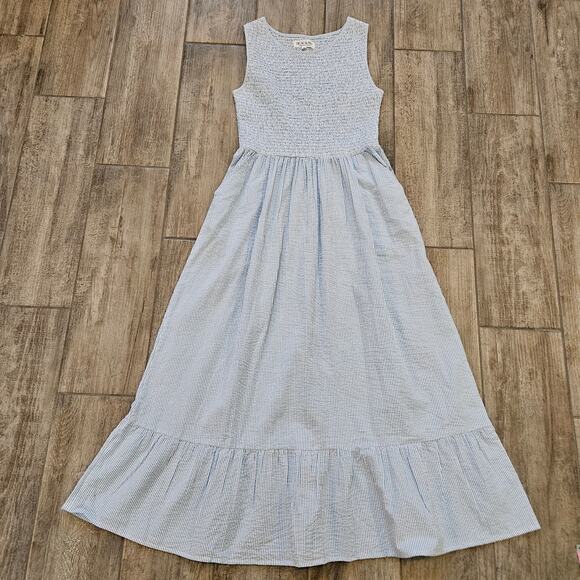 The Margot Dress Size M  Blue Seersucker Smocked Bodice Maxi Flutter Hem Pockets - Picture 4 of 12